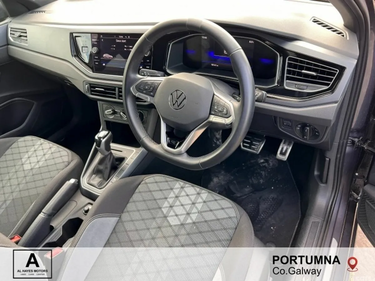 Volkswagen Taigo SUV, Petrol, 2023, Grey