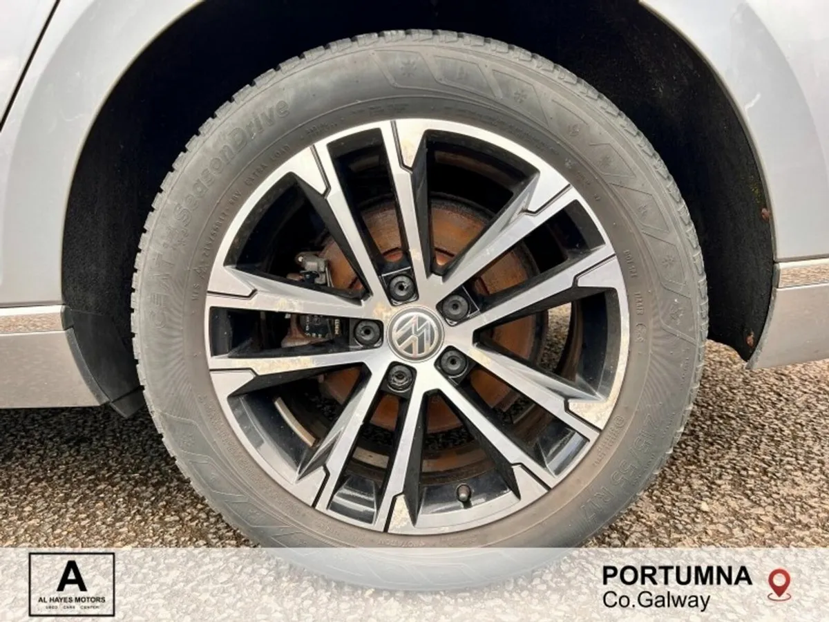 Volkswagen Passat Saloon, Diesel, 2018, Silver