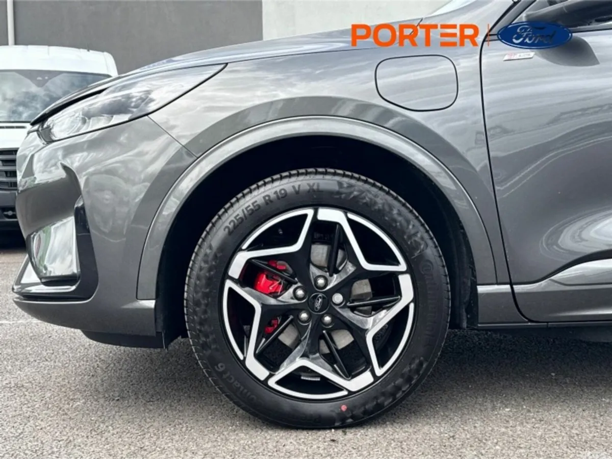 Ford Kuga SUV, Petrol Plug-in Hybrid, 2026, Grey