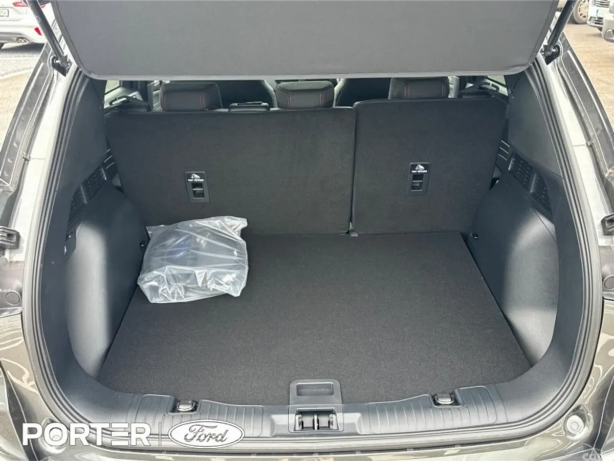 Ford Kuga SUV, Petrol Plug-in Hybrid, 2026, Grey