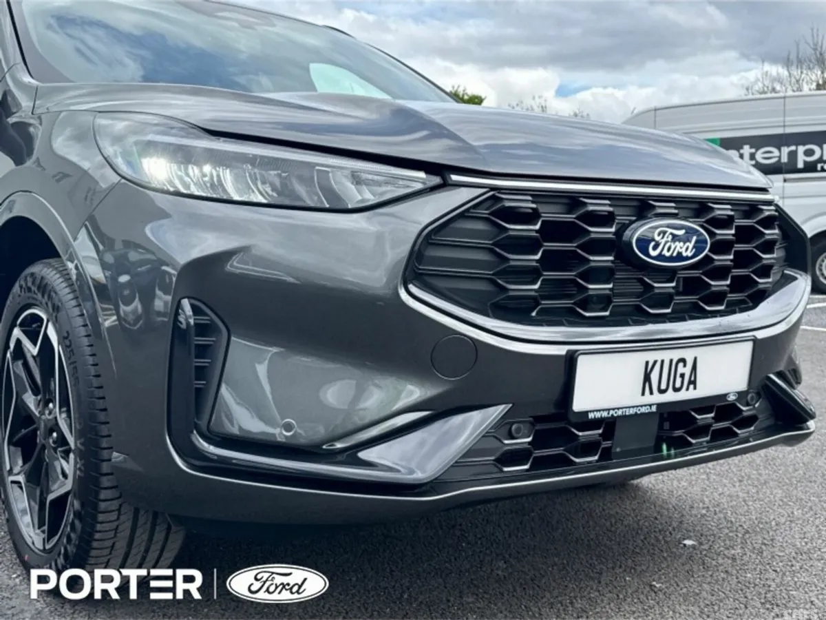 Ford Kuga SUV, Petrol Plug-in Hybrid, 2026, Grey