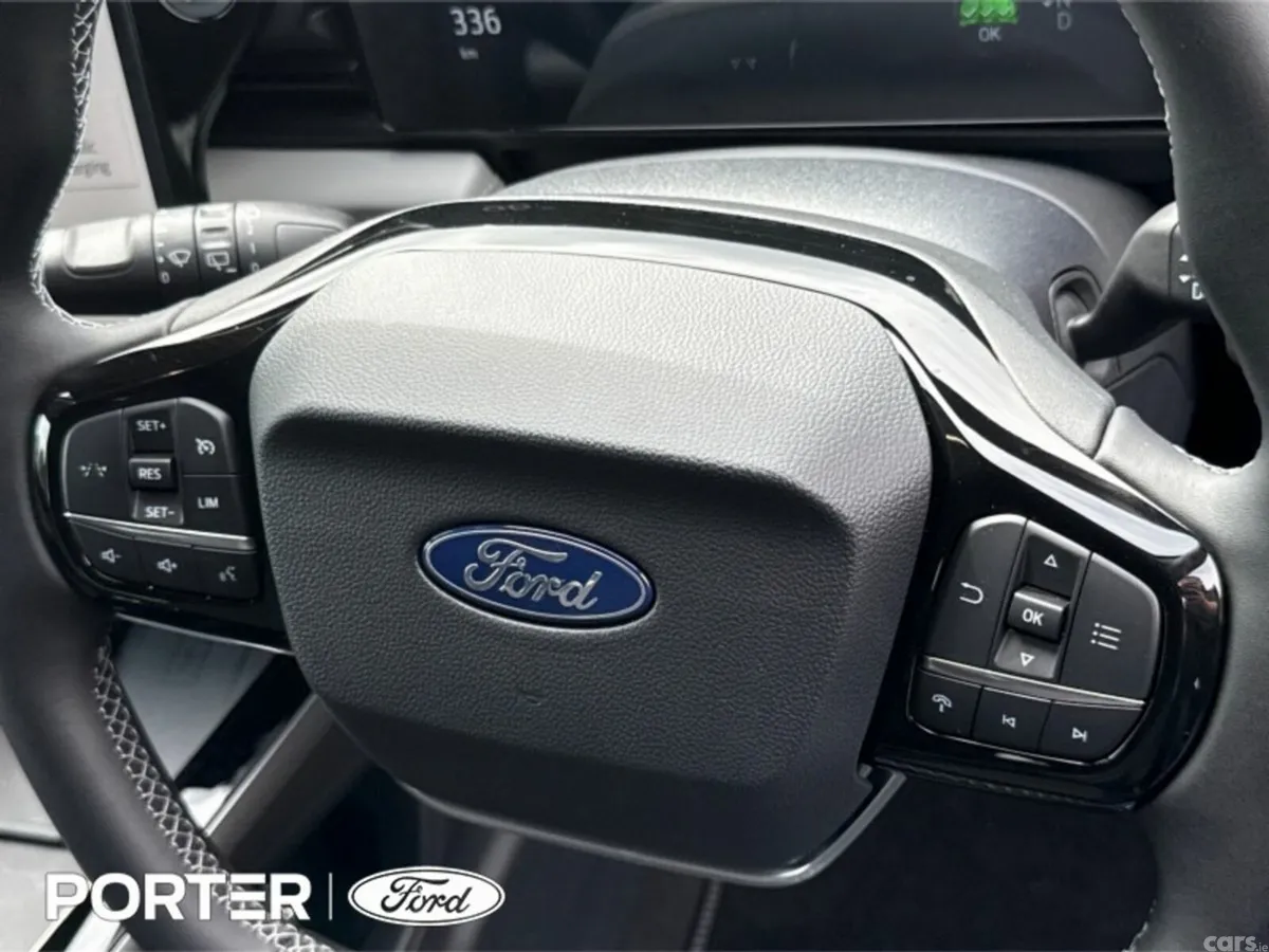 Ford Puma SUV, Electric, 2026, Black