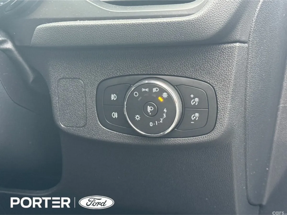 Ford Focus Hatchback, Petrol, 2024, Silver