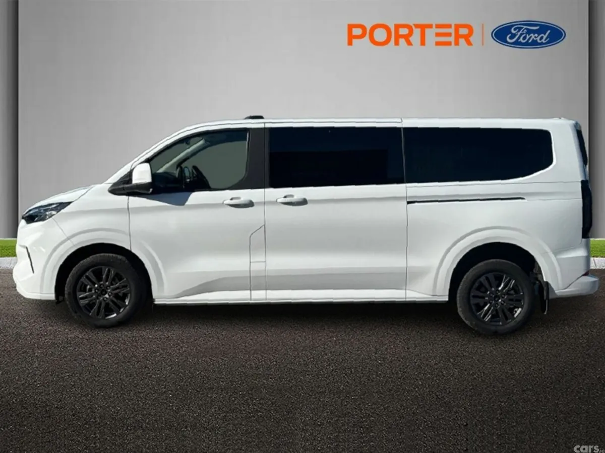 Ford Tourneo Custom MPV, Diesel, 2026, White