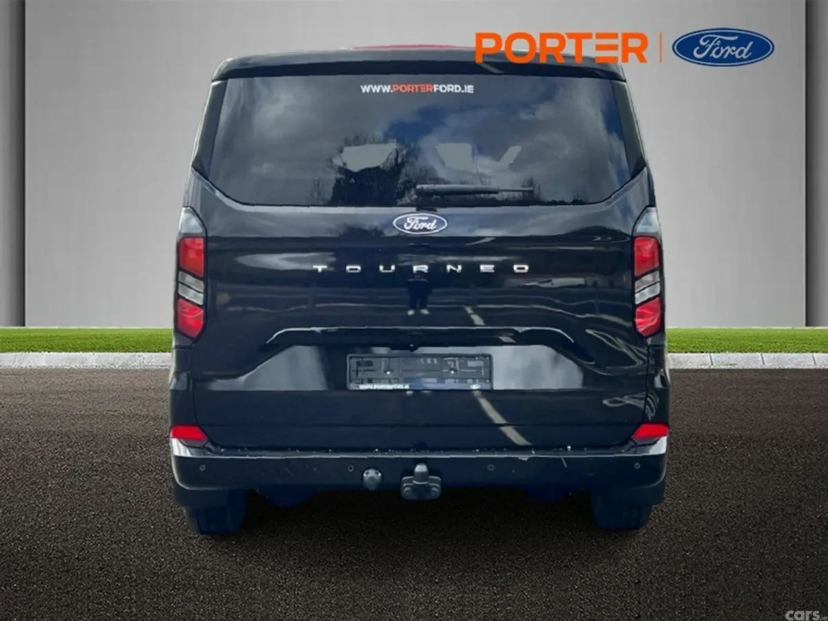 Ford Tourneo Custom MPV, Petrol Plug-in Hybrid, 2026, Black