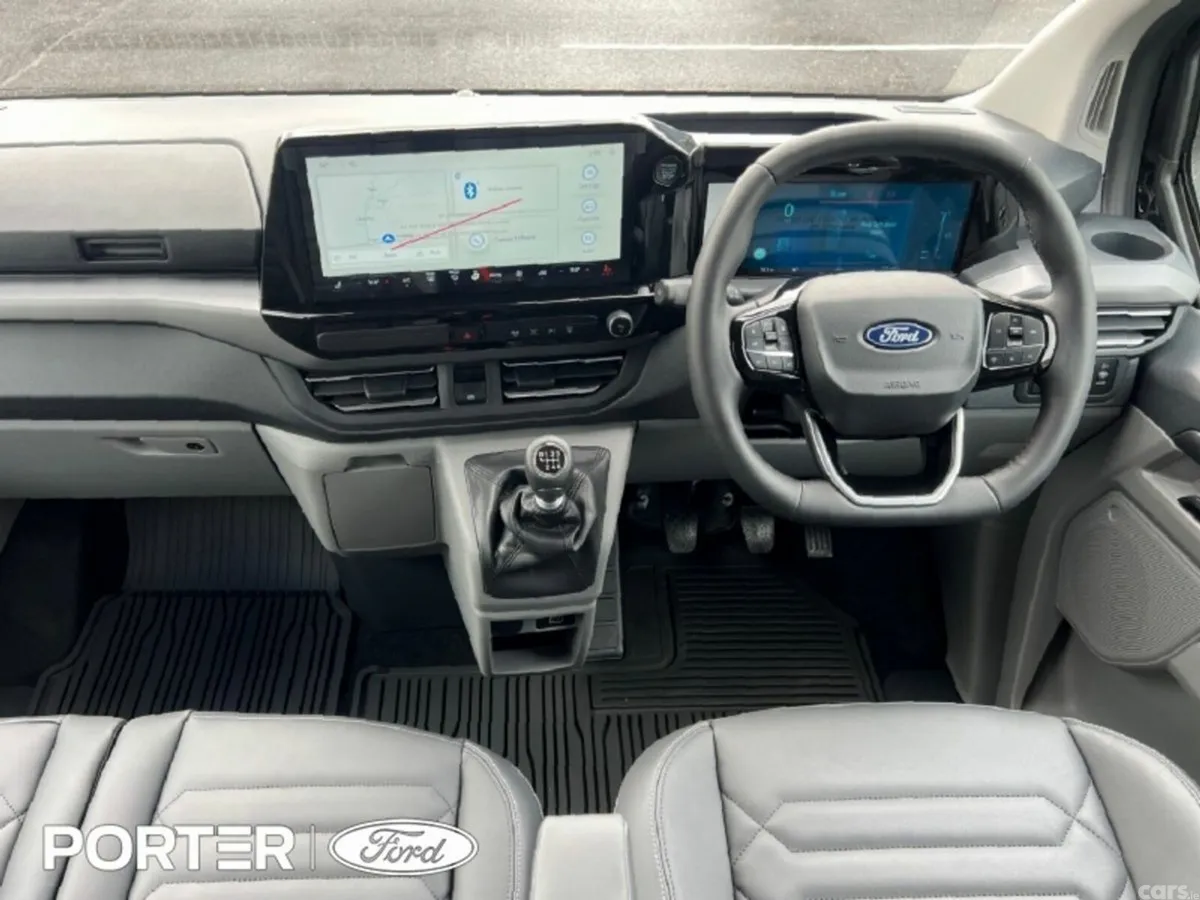 Ford Tourneo Custom MPV, Petrol Plug-in Hybrid, 2026, Black