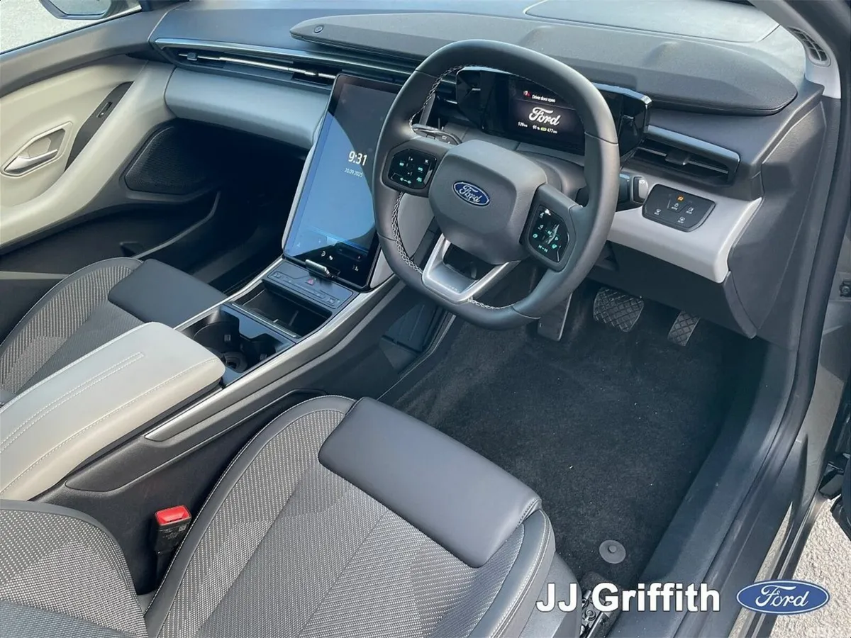 Ford Explorer MPV, Electric, 2025, Grey