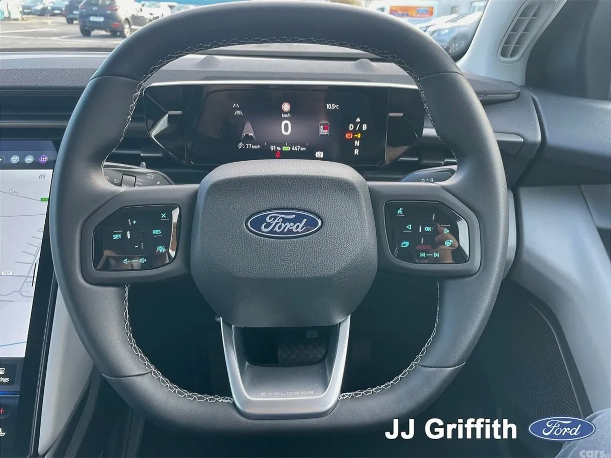 Ford Explorer MPV, Electric, 2025, Grey