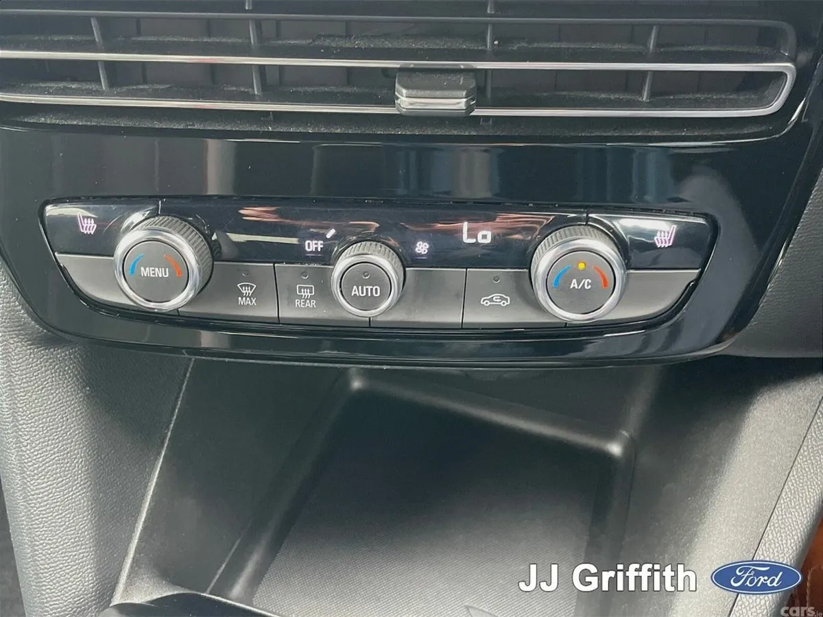 Opel Mokka SUV, Petrol, 2023, Blue