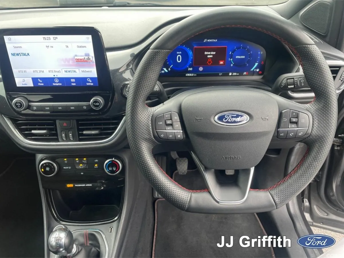 Ford Puma MPV, Petrol Hybrid, 2022, Grey