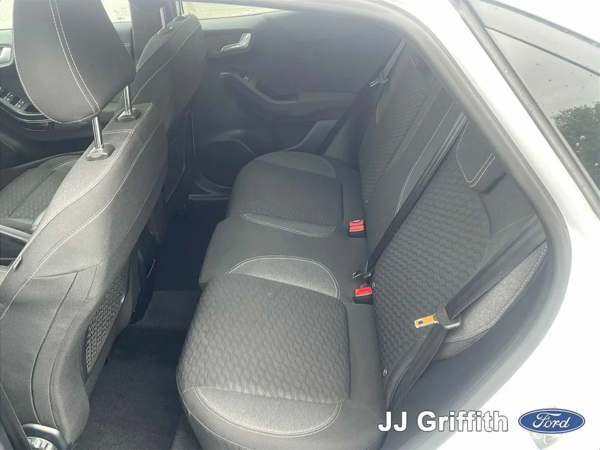 Ford Puma MPV, Petrol Hybrid, 2023, White