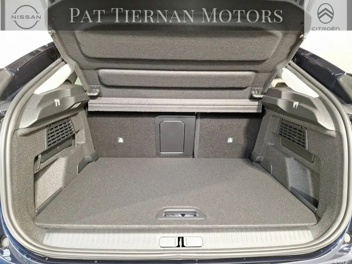 Citroen C4 Hatchback, Petrol, 2026, Navy