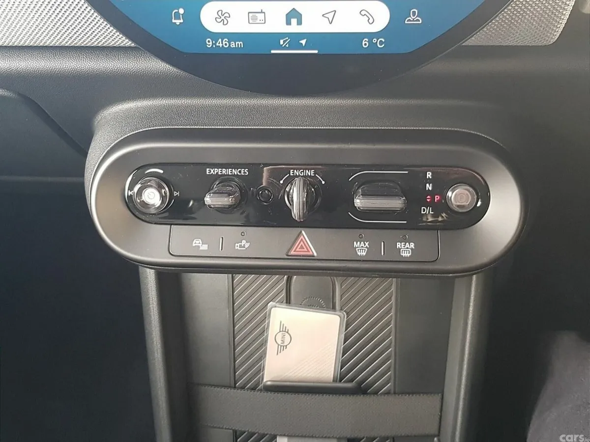 Mini Cooper Hatchback, Petrol, 2025, Blue