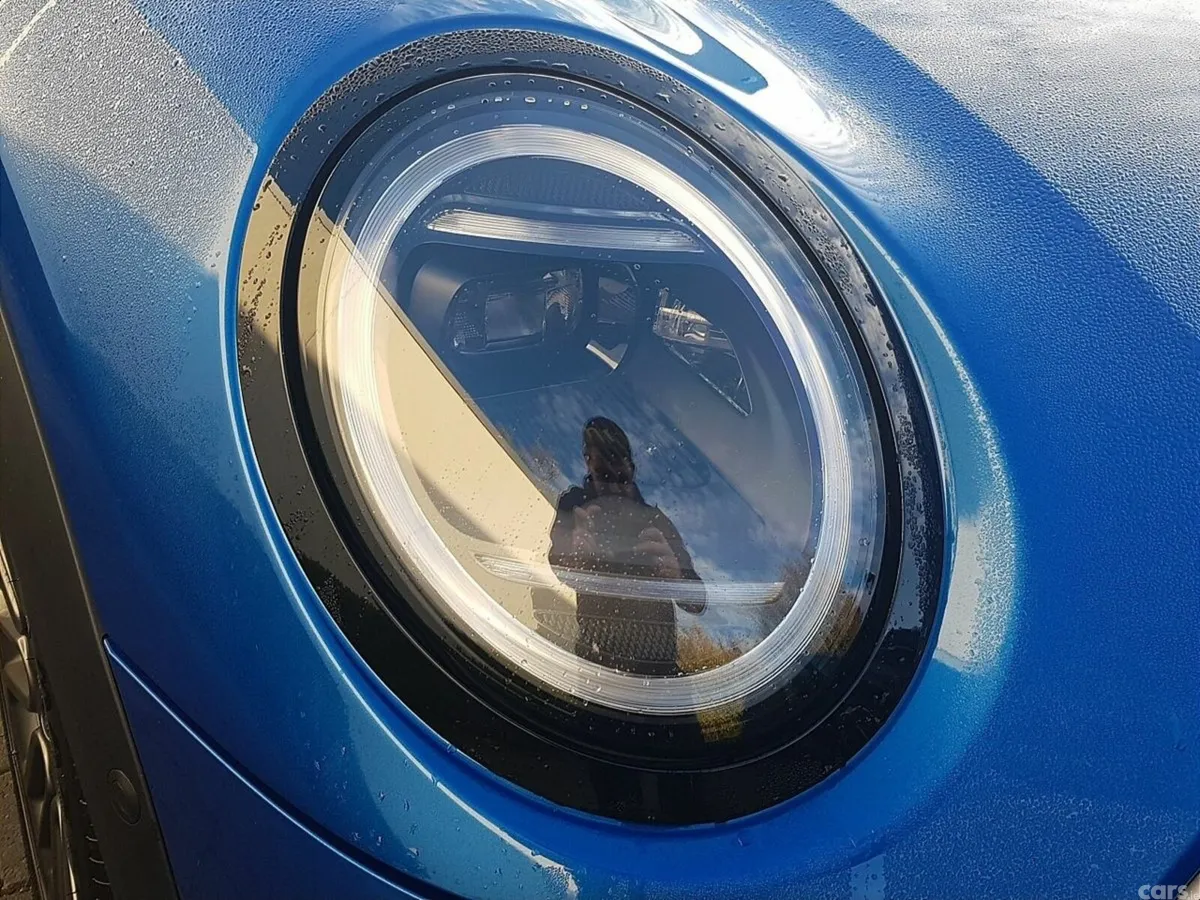 Mini Cooper Hatchback, Petrol, 2025, Blue