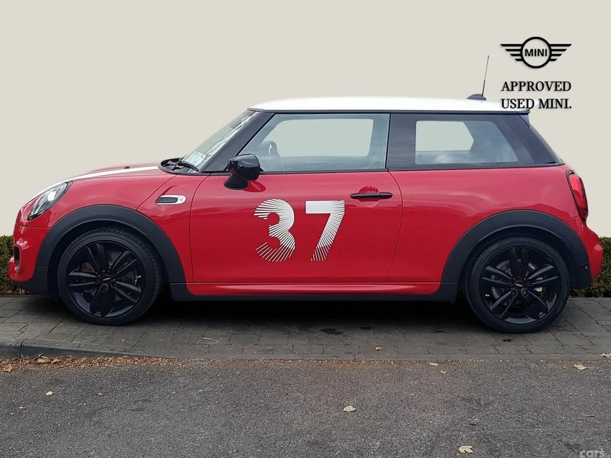 Mini Cooper Hatchback, Petrol, 2022, Red
