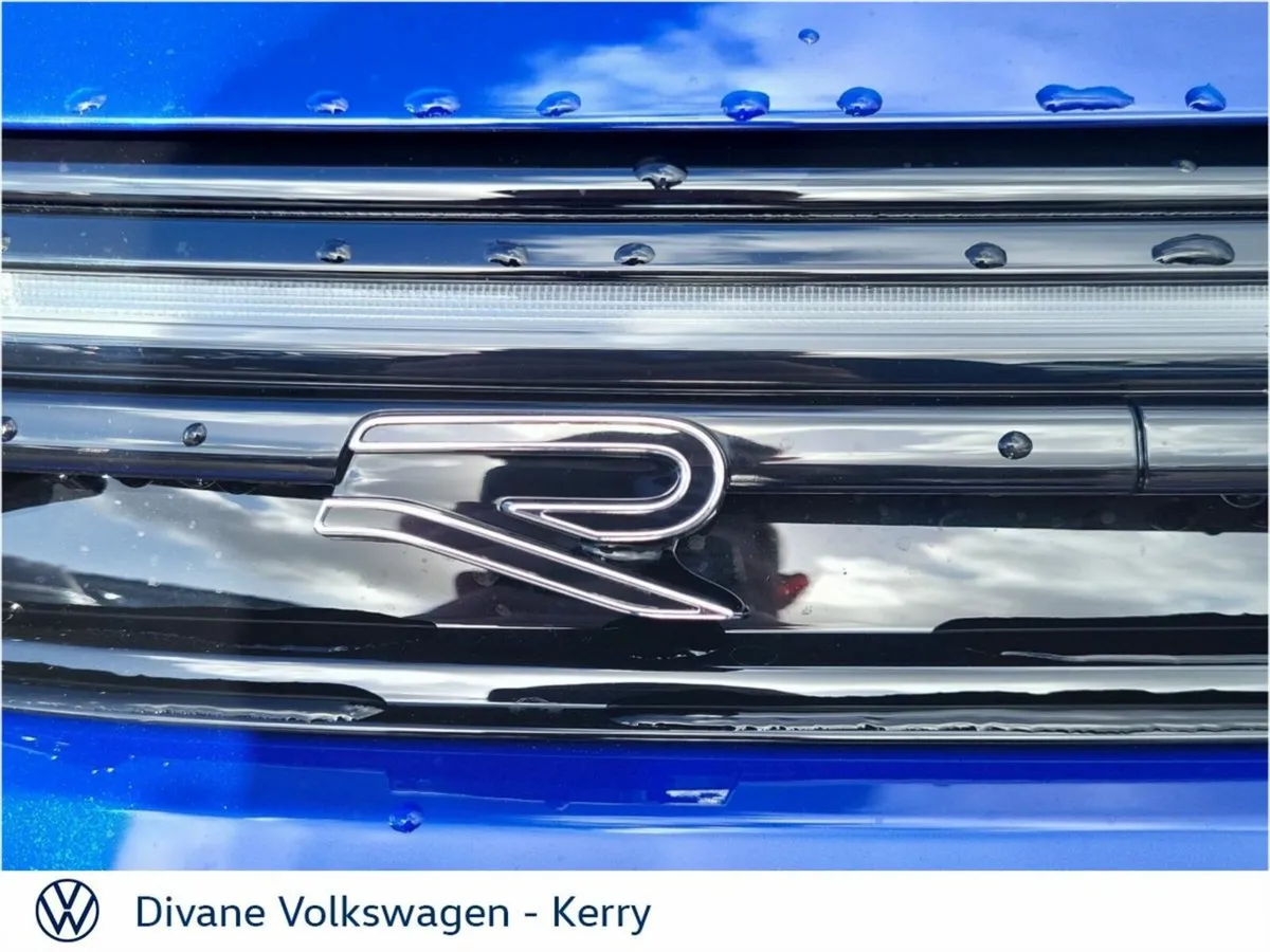 Volkswagen Golf Hatchback, Petrol, 2027, Blue