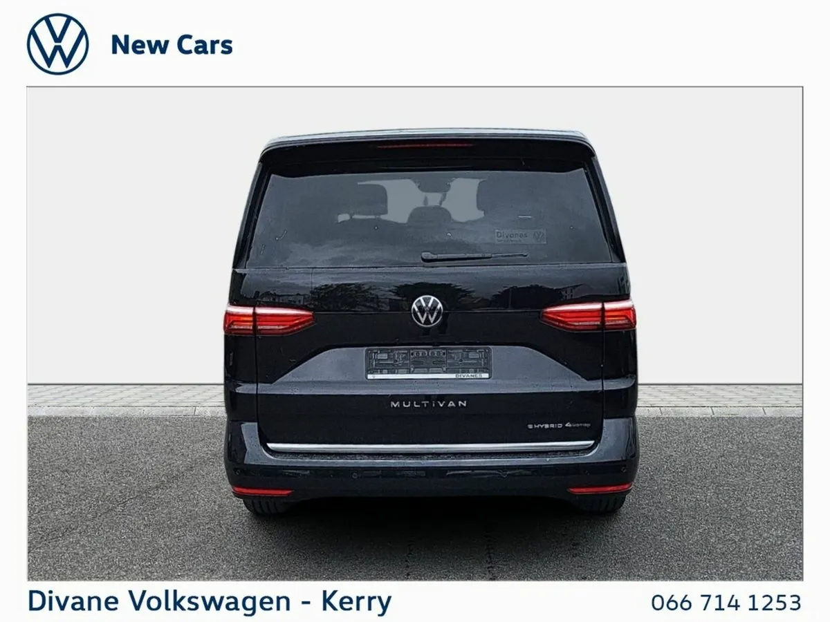 Volkswagen Multivan MPV, Petrol Plug-in Hybrid, 2026, Black