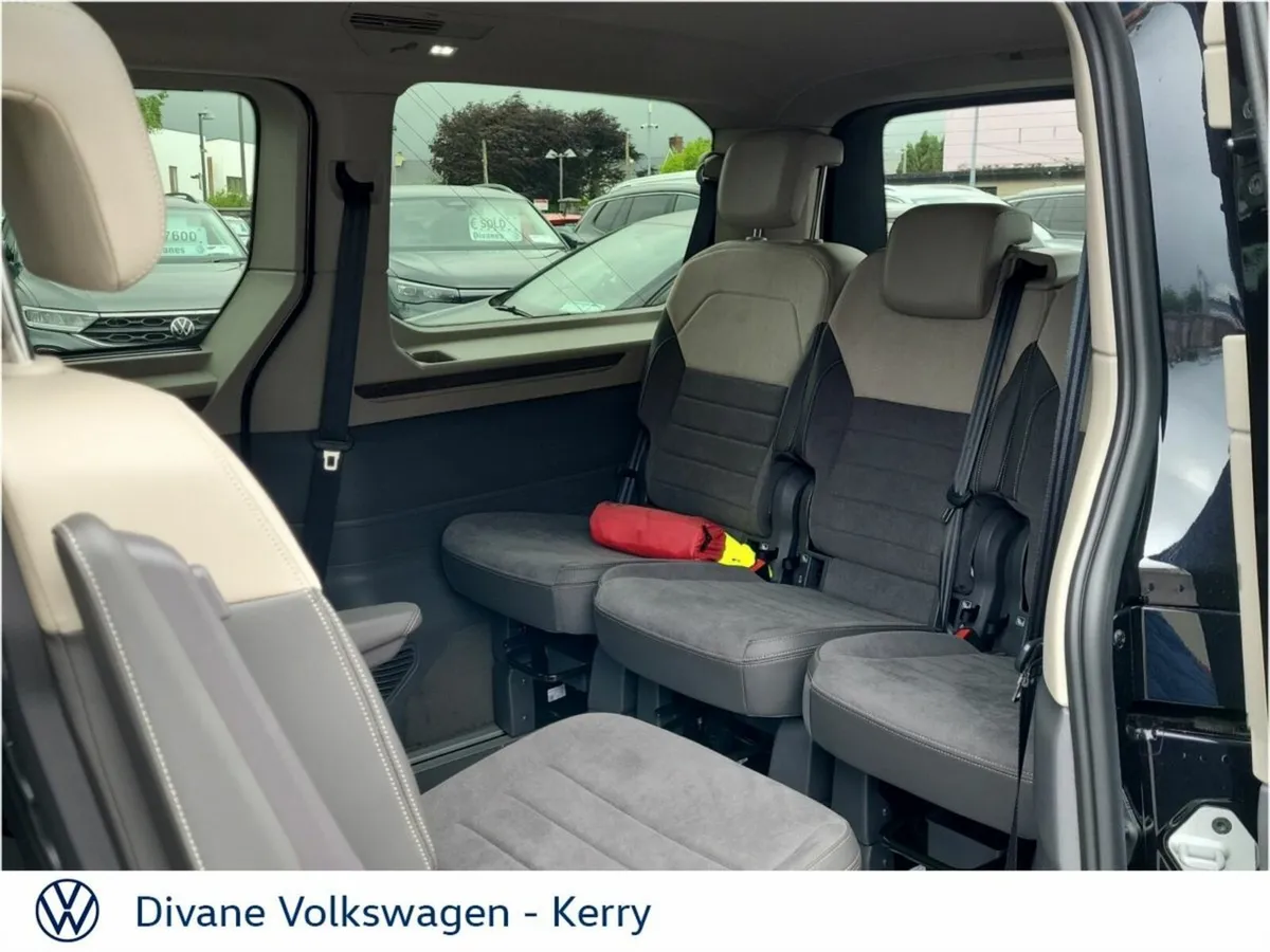 Volkswagen Multivan MPV, Petrol Plug-in Hybrid, 2026, Black