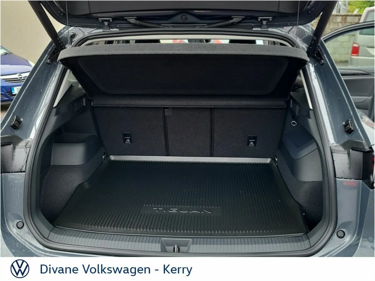 Volkswagen Tiguan SUV, Diesel, 2027, Grey