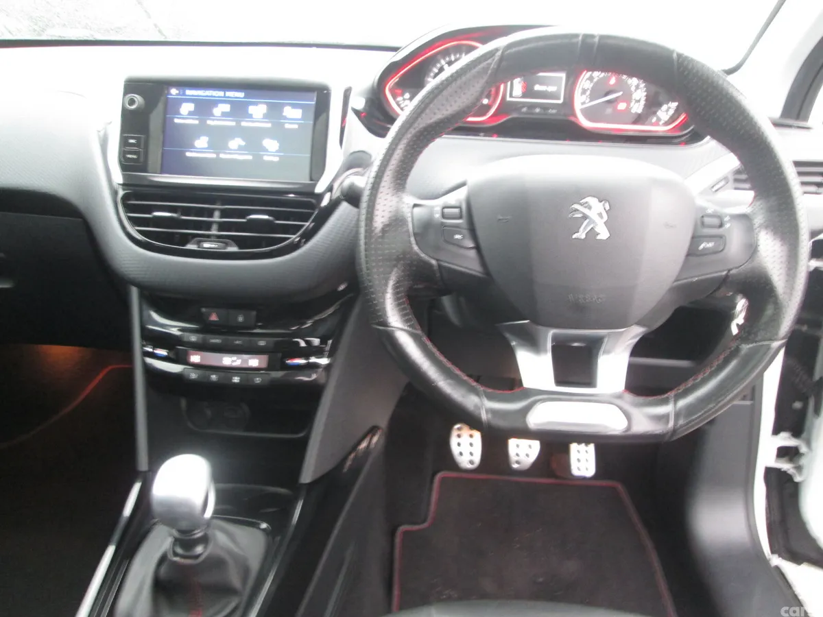 Peugeot 2008 SUV, Diesel, 2017, White