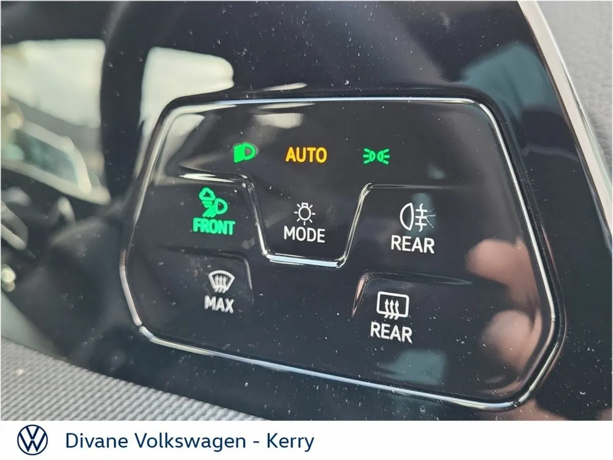 Volkswagen Golf Hatchback, Diesel, 2027, Black