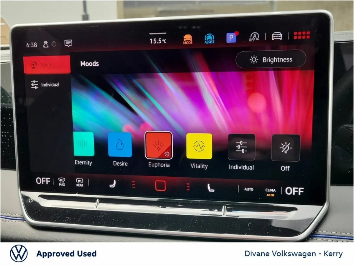 Volkswagen Tiguan SUV, Diesel, 2027, Red