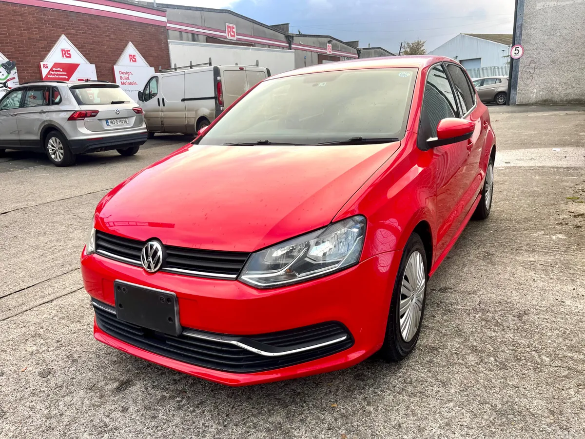 Volkswagen Polo Hatchback, Petrol, 2015, Red