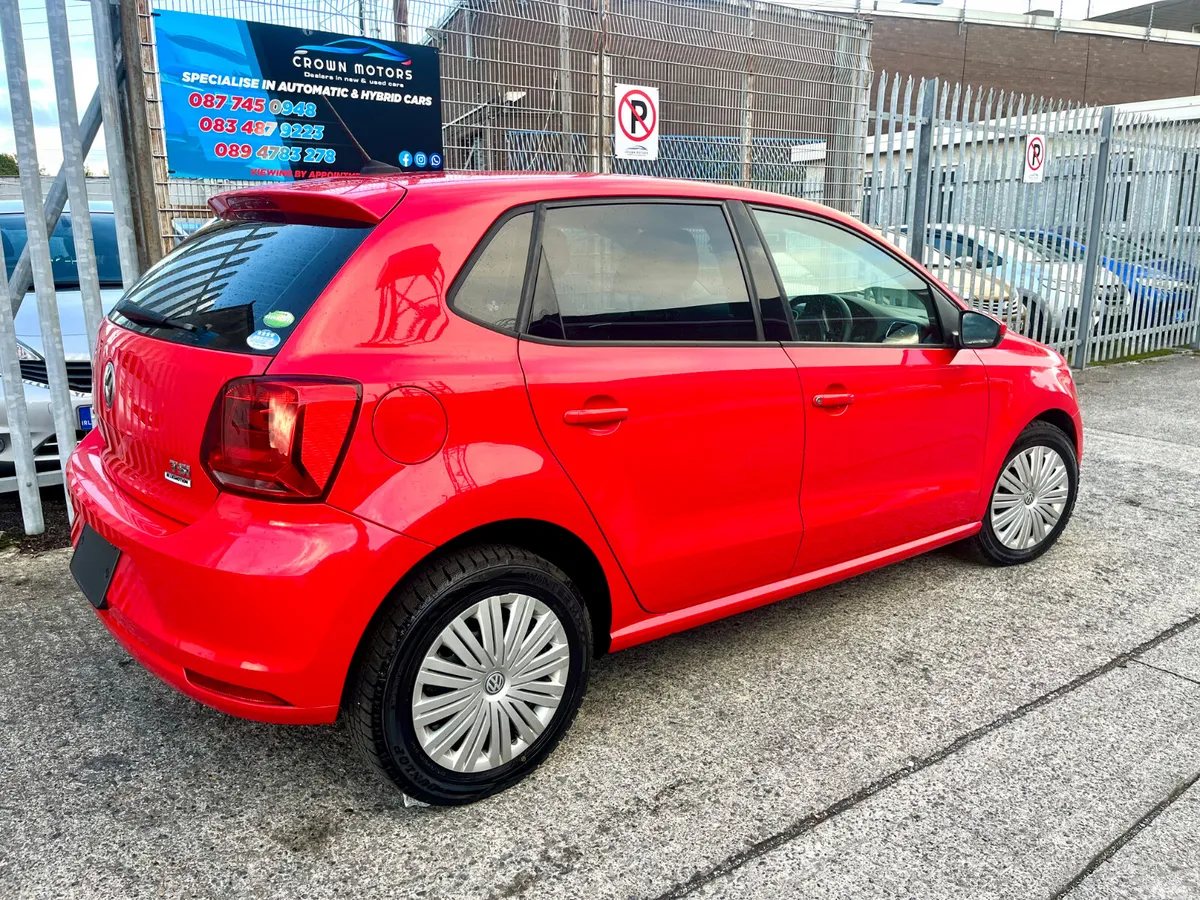 Volkswagen Polo Hatchback, Petrol, 2015, Red