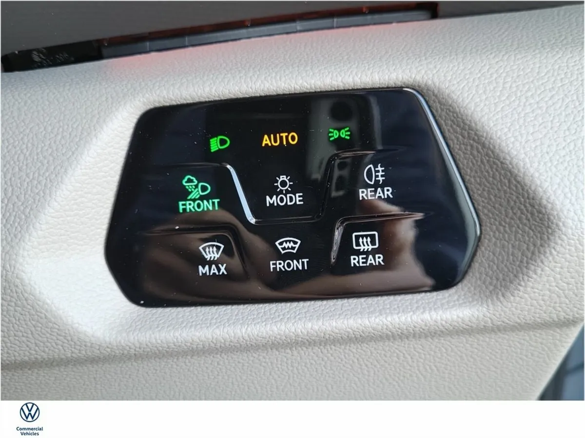 Volkswagen Multivan MPV, Petrol Plug-in Hybrid, 2026, Silver