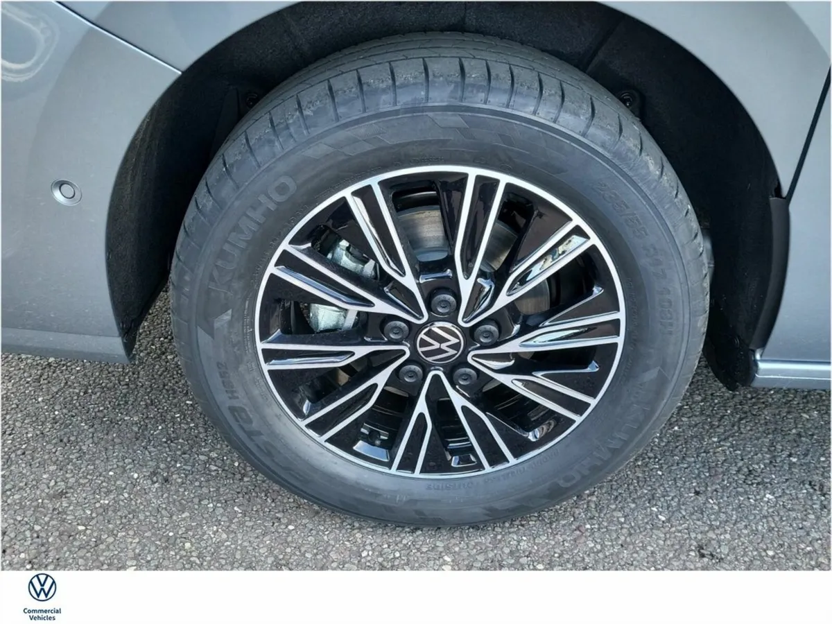 Volkswagen Multivan MPV, Petrol Plug-in Hybrid, 2026, Silver