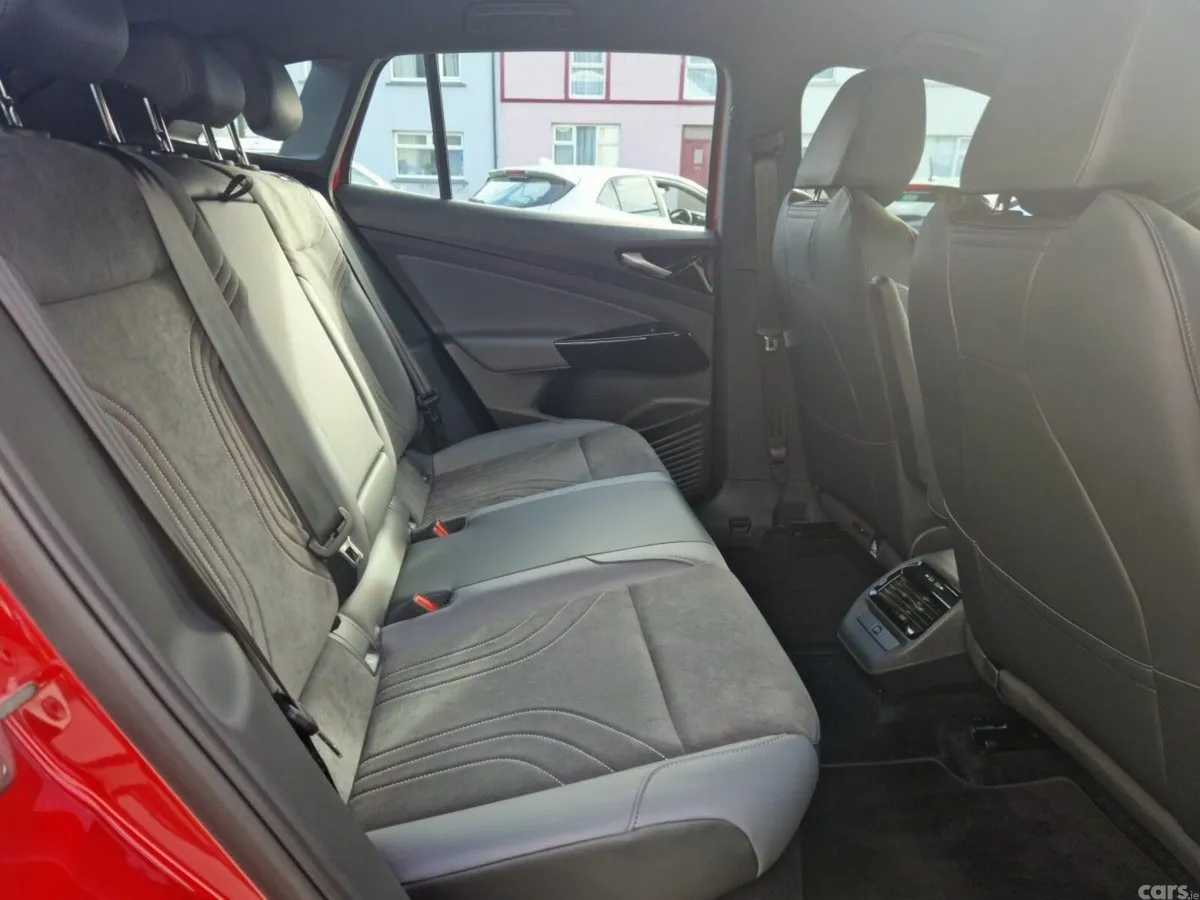 Volkswagen ID.4 SUV, Electric, 2027, Red