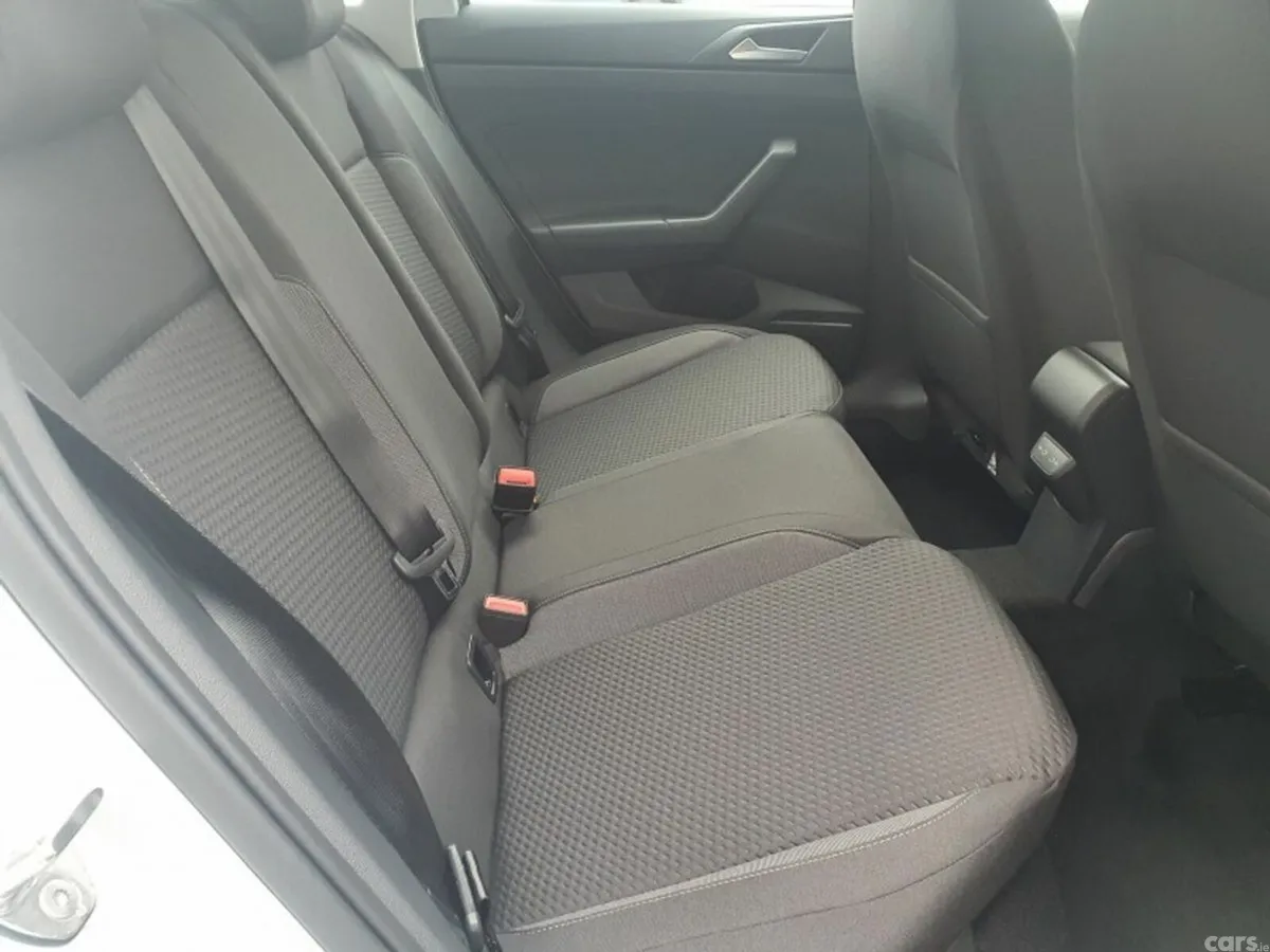 Volkswagen Polo Hatchback, Petrol, 2027, Silver