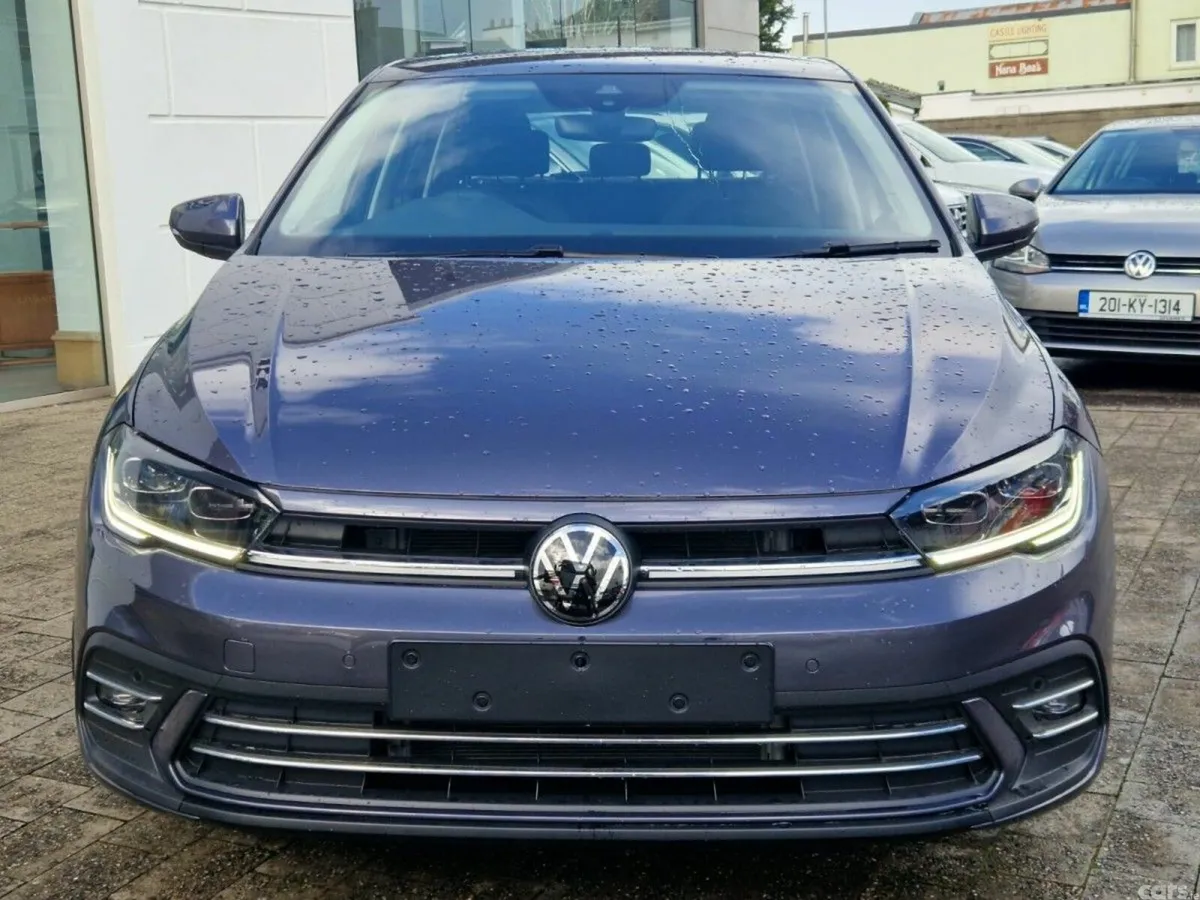 Volkswagen Polo Hatchback, Petrol, 2027, Grey