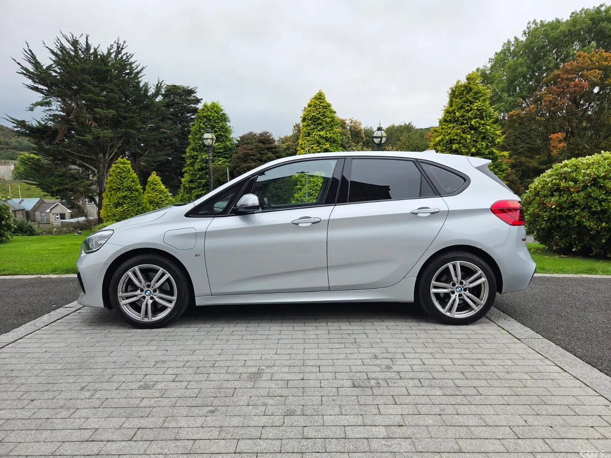 BMW 2-Series MPV, Petrol Hybrid, 2021, Silver