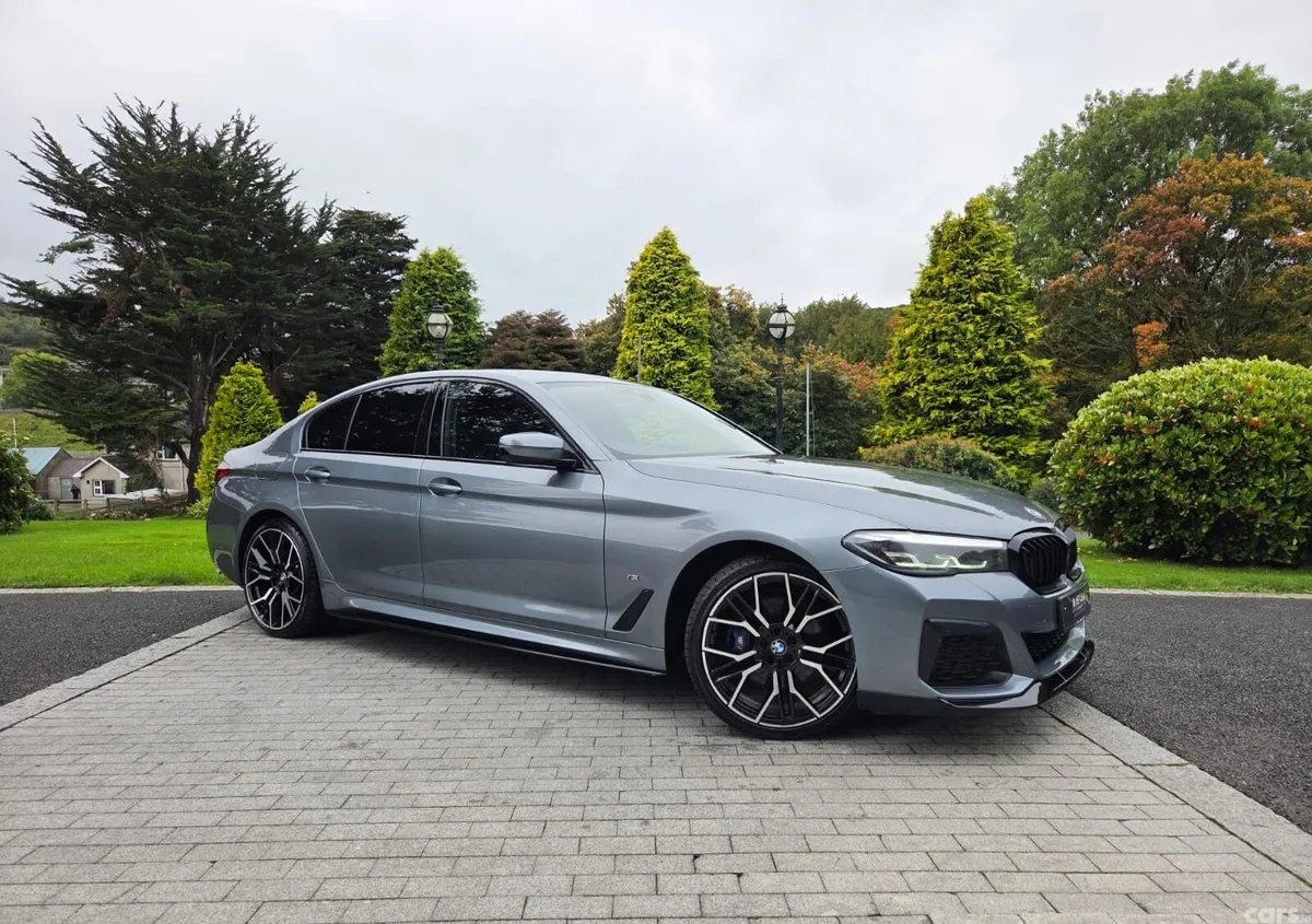 BMW 5-Series Saloon, Petrol Plug-in Hybrid, 2021, Blue