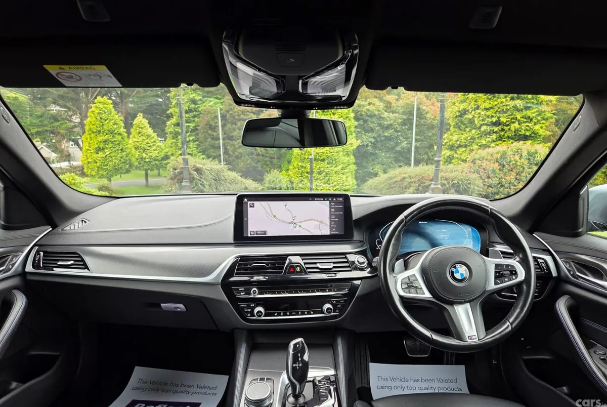BMW 5-Series Saloon, Petrol Plug-in Hybrid, 2021, Blue