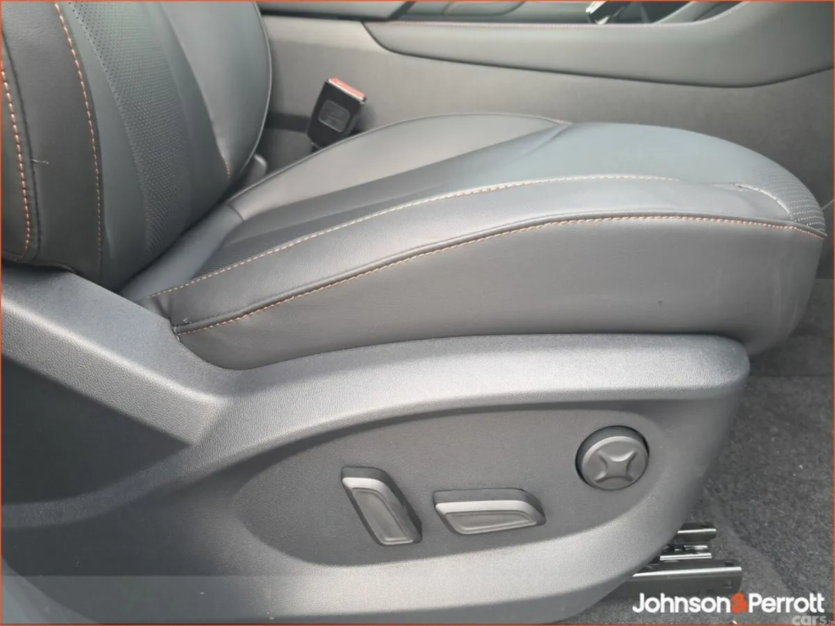 MG HS SUV, Petrol, 2027, 
