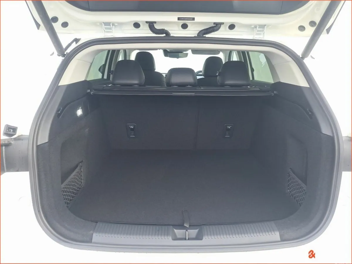 MG HS SUV, Petrol, 2027, 