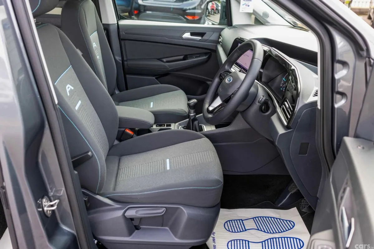 Ford Tourneo Connect MPV, Diesel, 2023, Grey