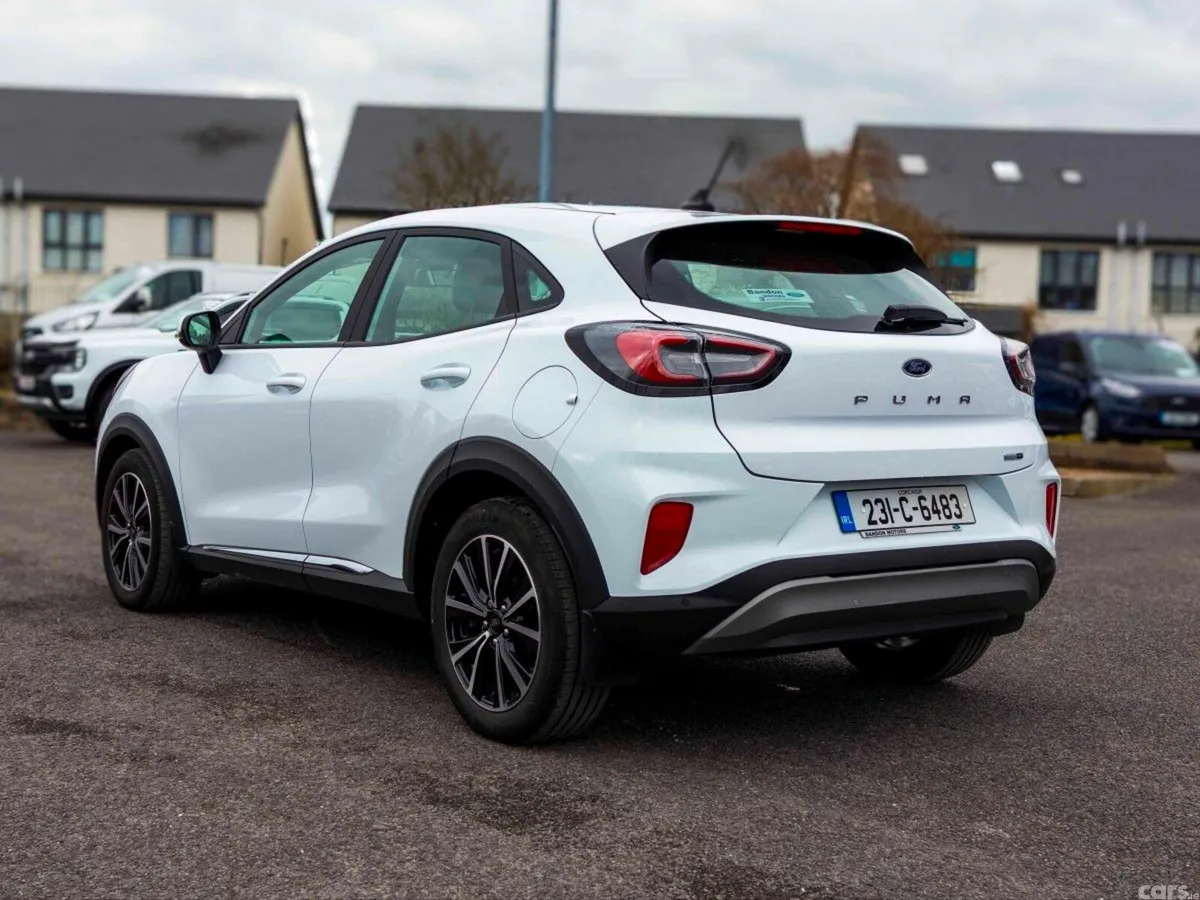 Ford Puma MPV, Petrol Hybrid, 2023, White