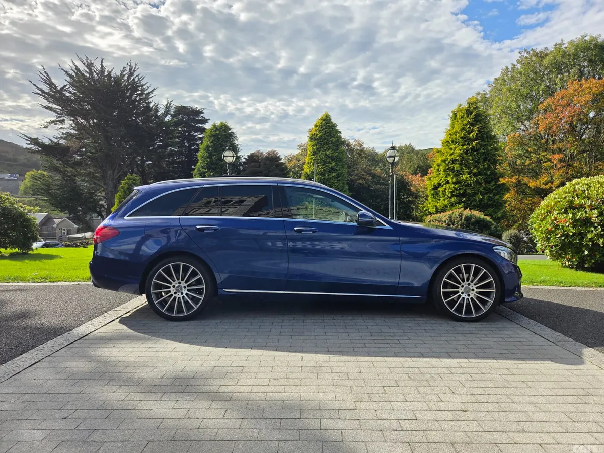 Mercedes-Benz C-Class Estate, Petrol Hybrid, 2020, Blue