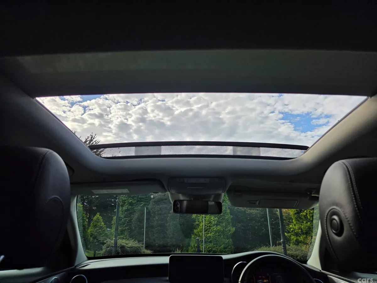 Mercedes-Benz C-Class Estate, Petrol Hybrid, 2020, Blue