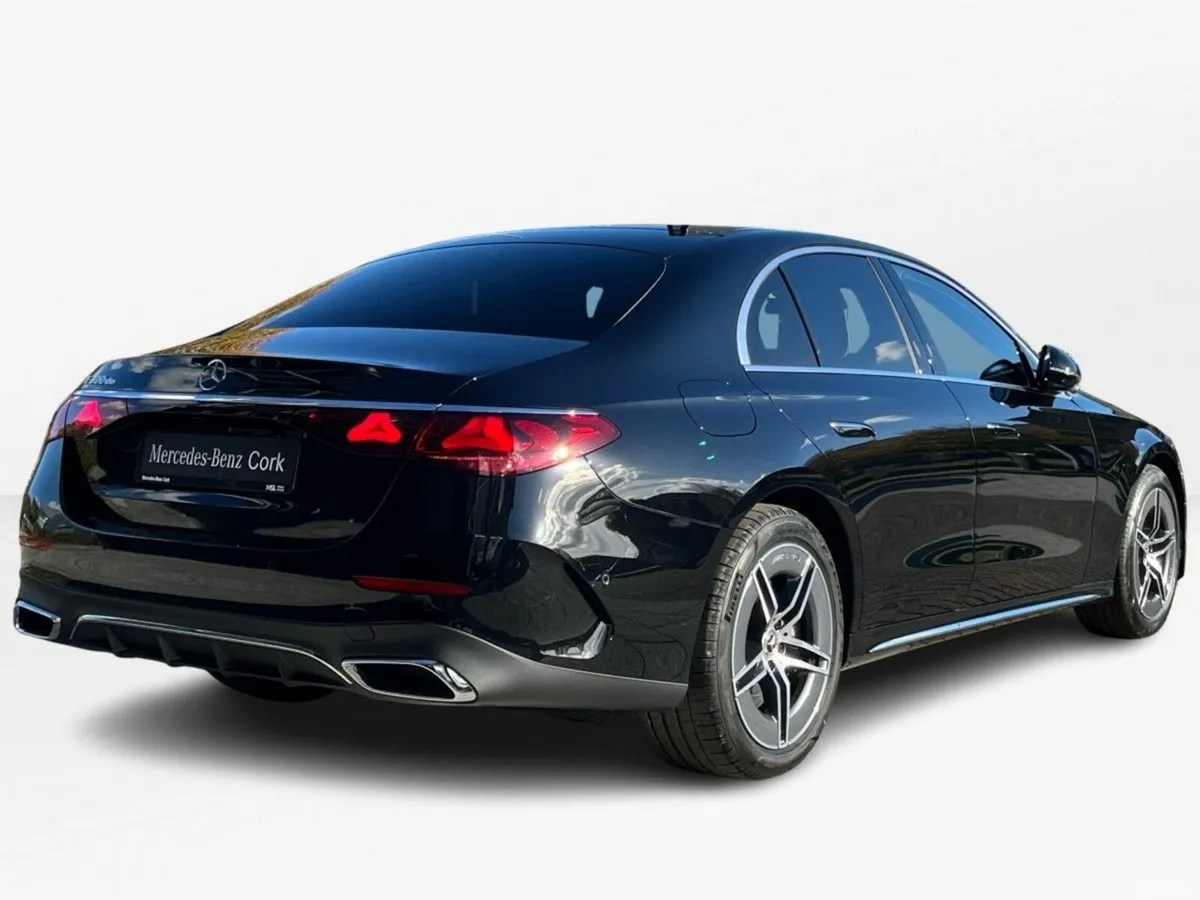 Mercedes-Benz E-Class Saloon, Diesel Plug-in Hybrid, 2026, Black