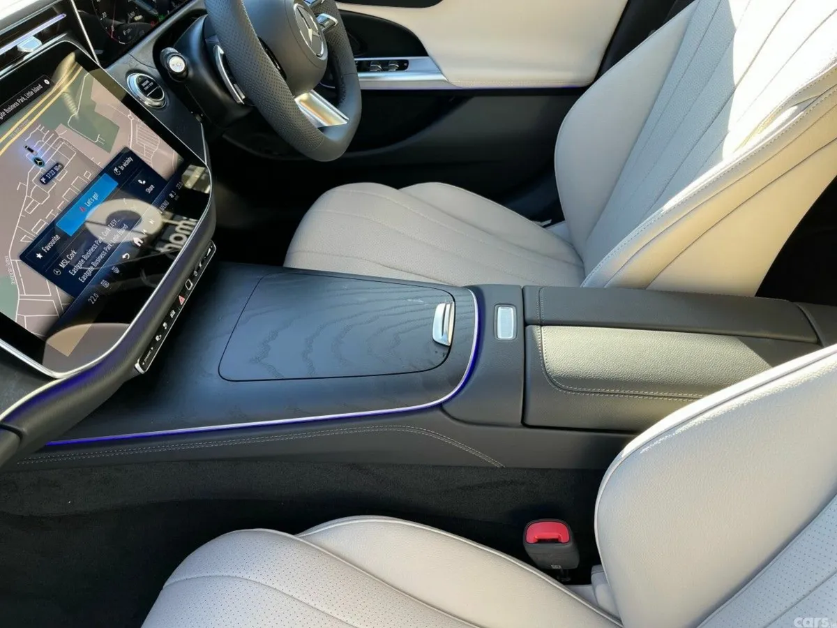 Mercedes-Benz E-Class Saloon, Diesel Plug-in Hybrid, 2026, Black