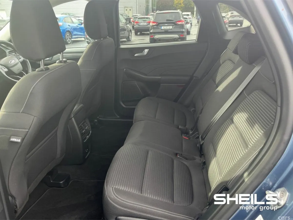 Ford Kuga SUV, Petrol Hybrid, 2022, Blue