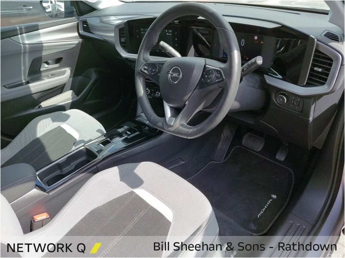 Opel Mokka SUV, Electric, 2024, Grey