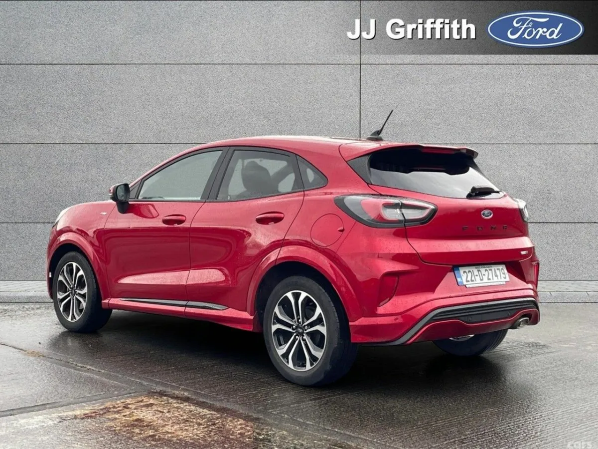 Ford Puma MPV, Petrol Hybrid, 2022, Red