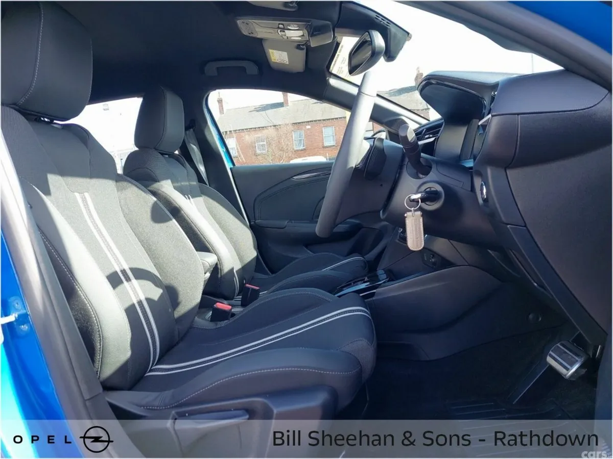 Opel Corsa Hatchback, Petrol, 2025, Blue