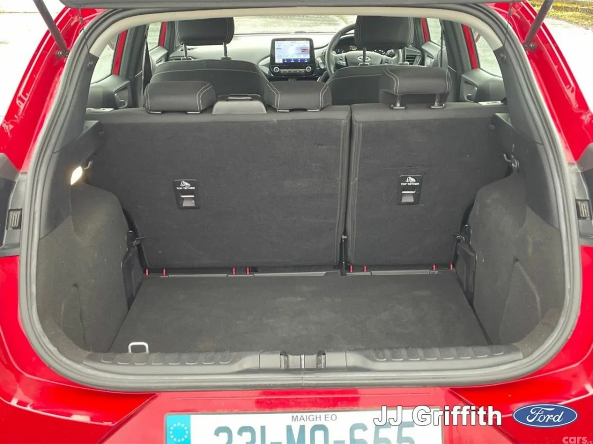 Ford Puma MPV, Petrol Hybrid, 2023, Red