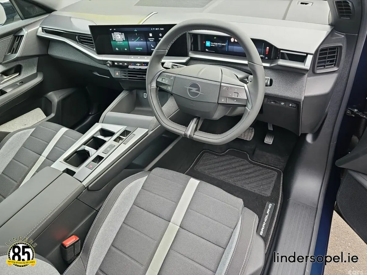 Opel Grandland SUV, Electric, 2027, Blue